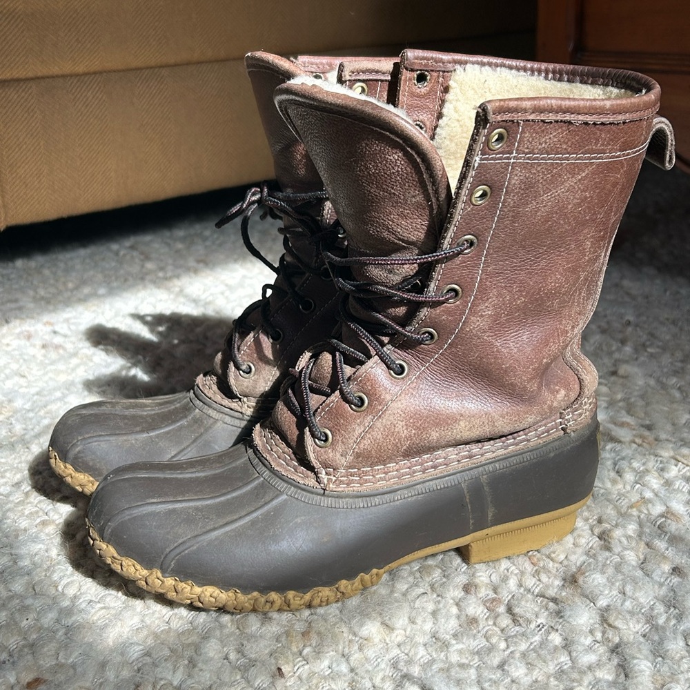 Brown Shearling ll bean boots size 8
